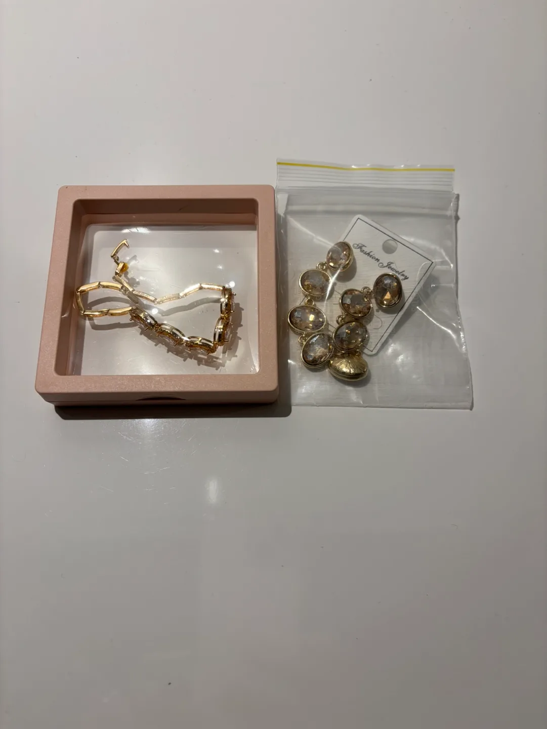 Fashion Costume Gold Tone Jewelry Set - Bracelet and Earrings image indicator(5)