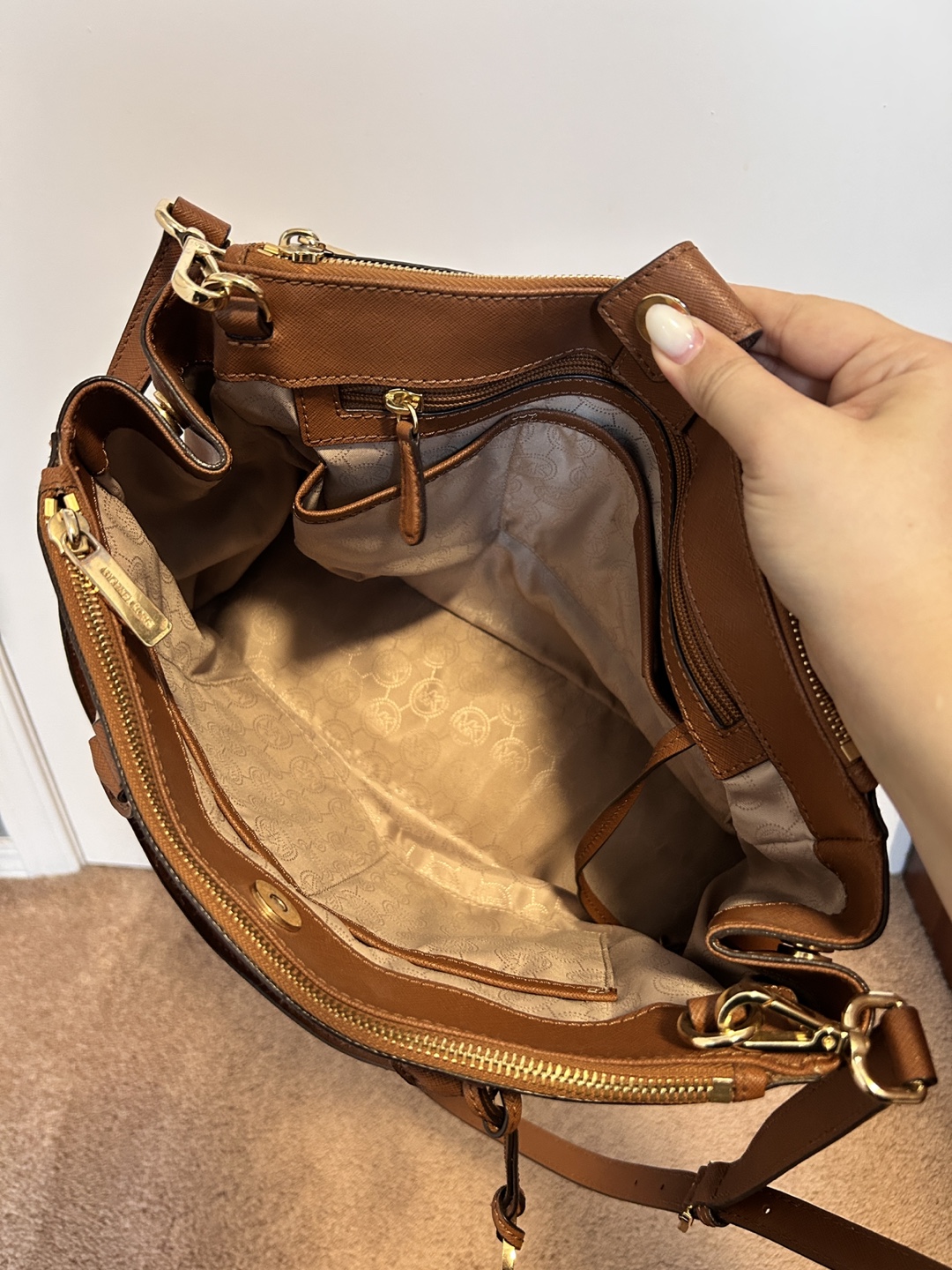 Michael Kors Brown satchel handbag - photo 4