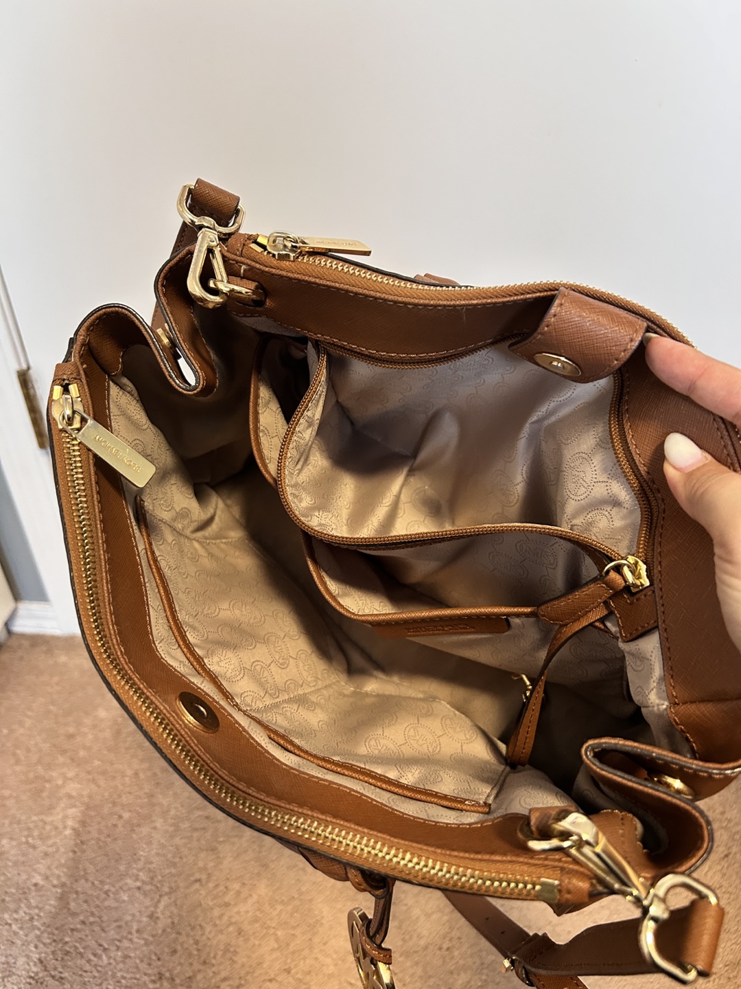 Michael Kors Brown satchel handbag - photo 3