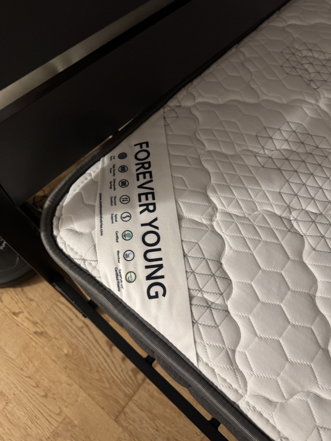 Twin Mattress and Metal Frame Set - photo 3