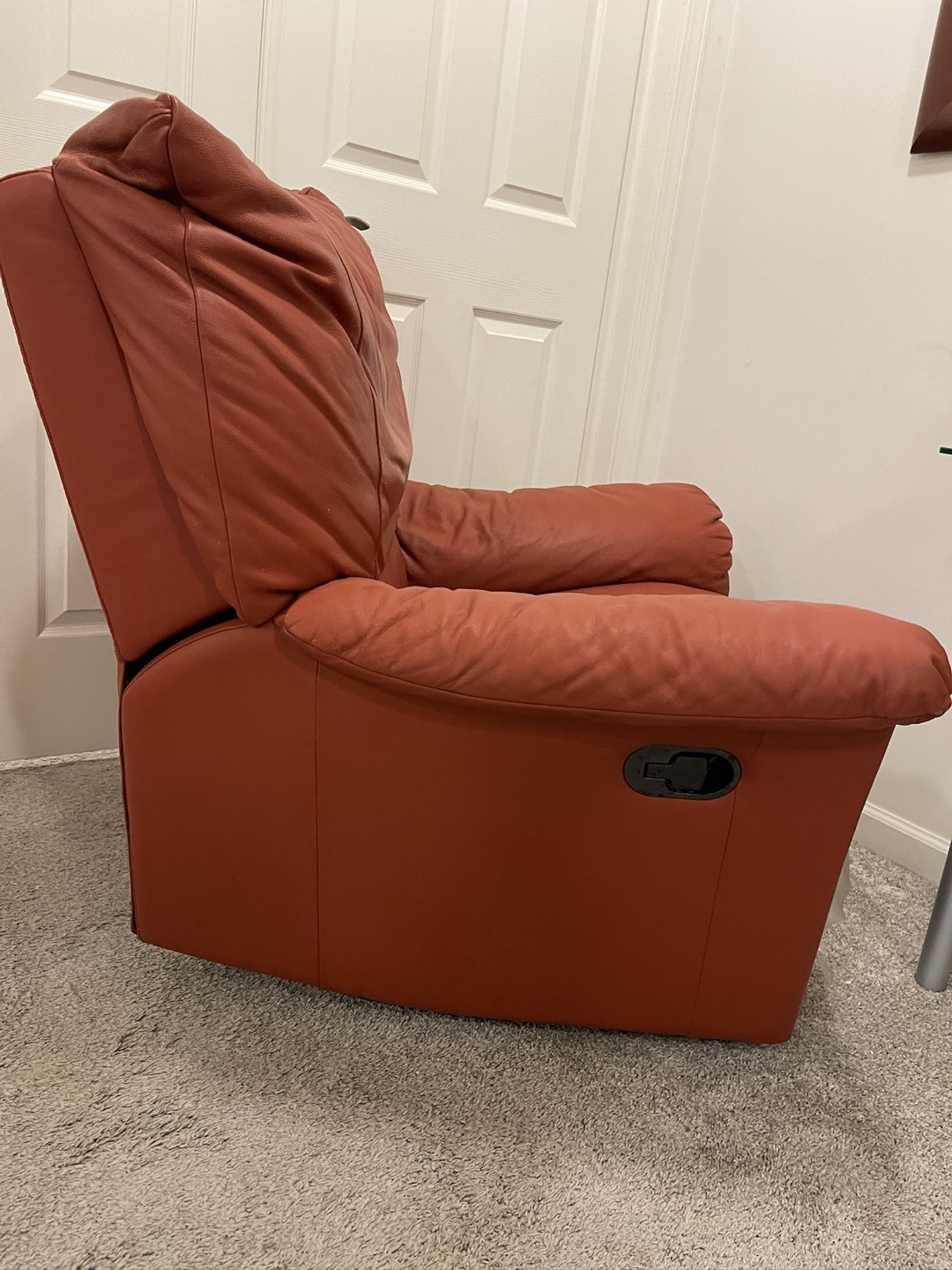 Natuzzi Leather Recliner - photo 3