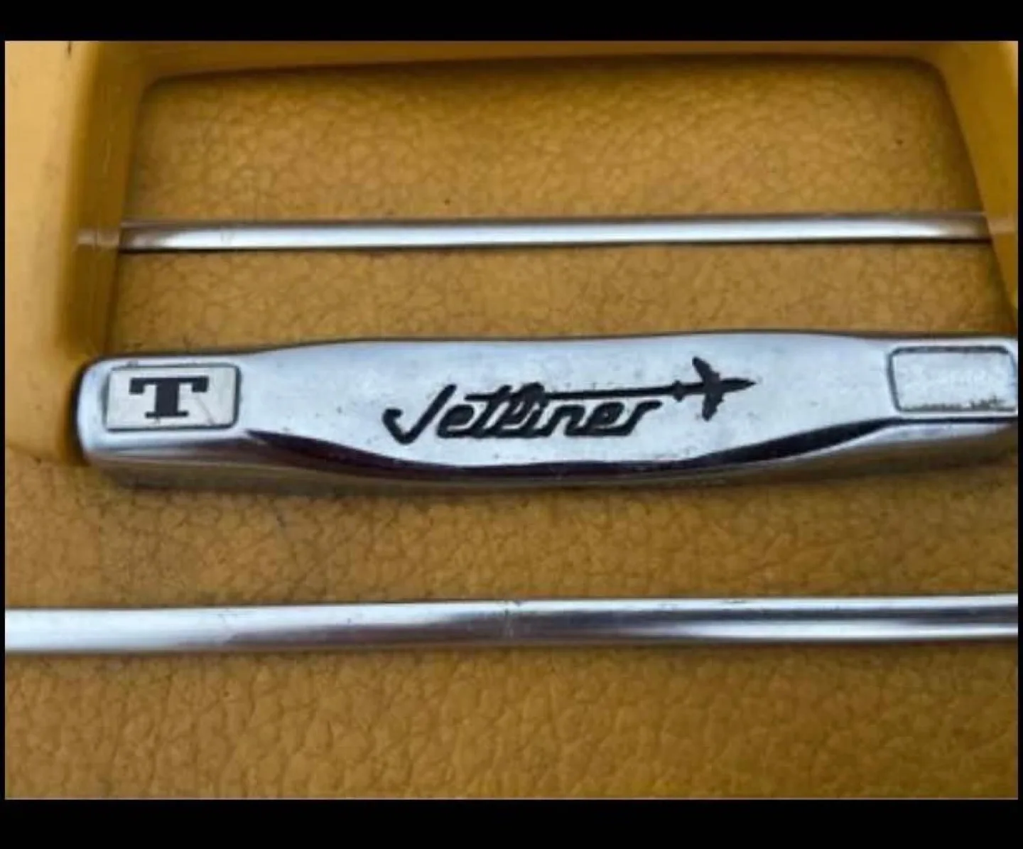 Vintage Jetliner Suitcases - Mustard Yellow Set of Two image indicator(4)