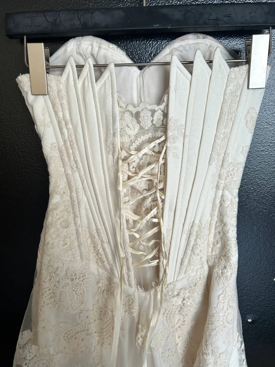 Stunning Off-White Lace Mini Dress image indicator(2)