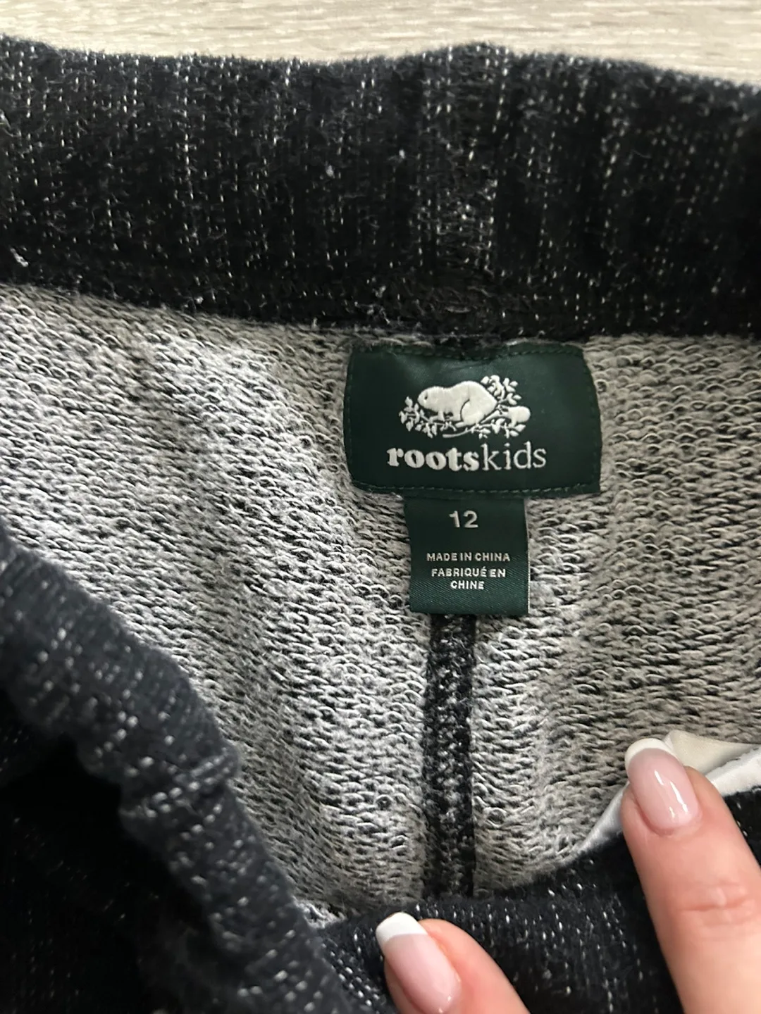 Roots Kids Size 12 Black Joggers image indicator(2)