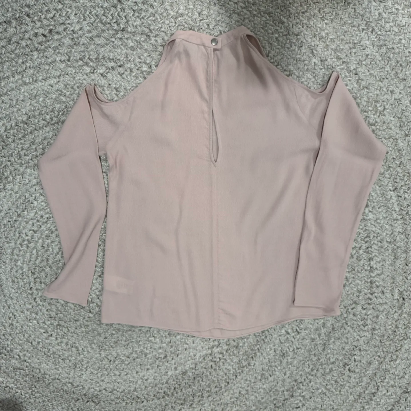 Willfred Free People Blush Pink Cold Shoulder Blouse XS image indicator(2)