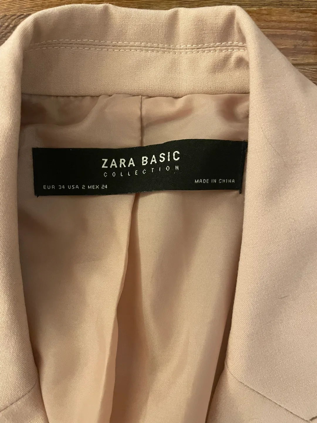 Beige Blazer image indicator(2)