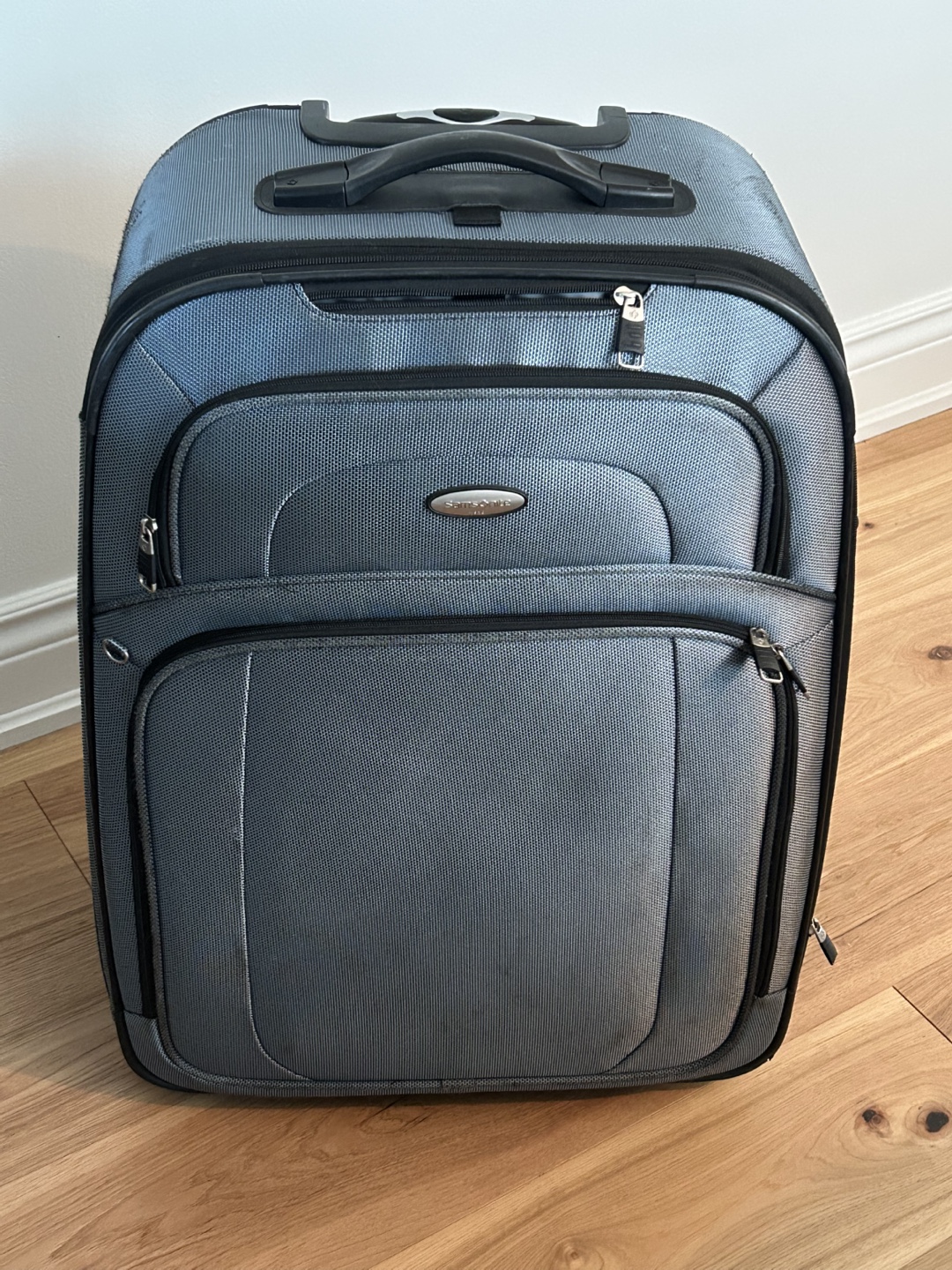 Luggage - photo 2