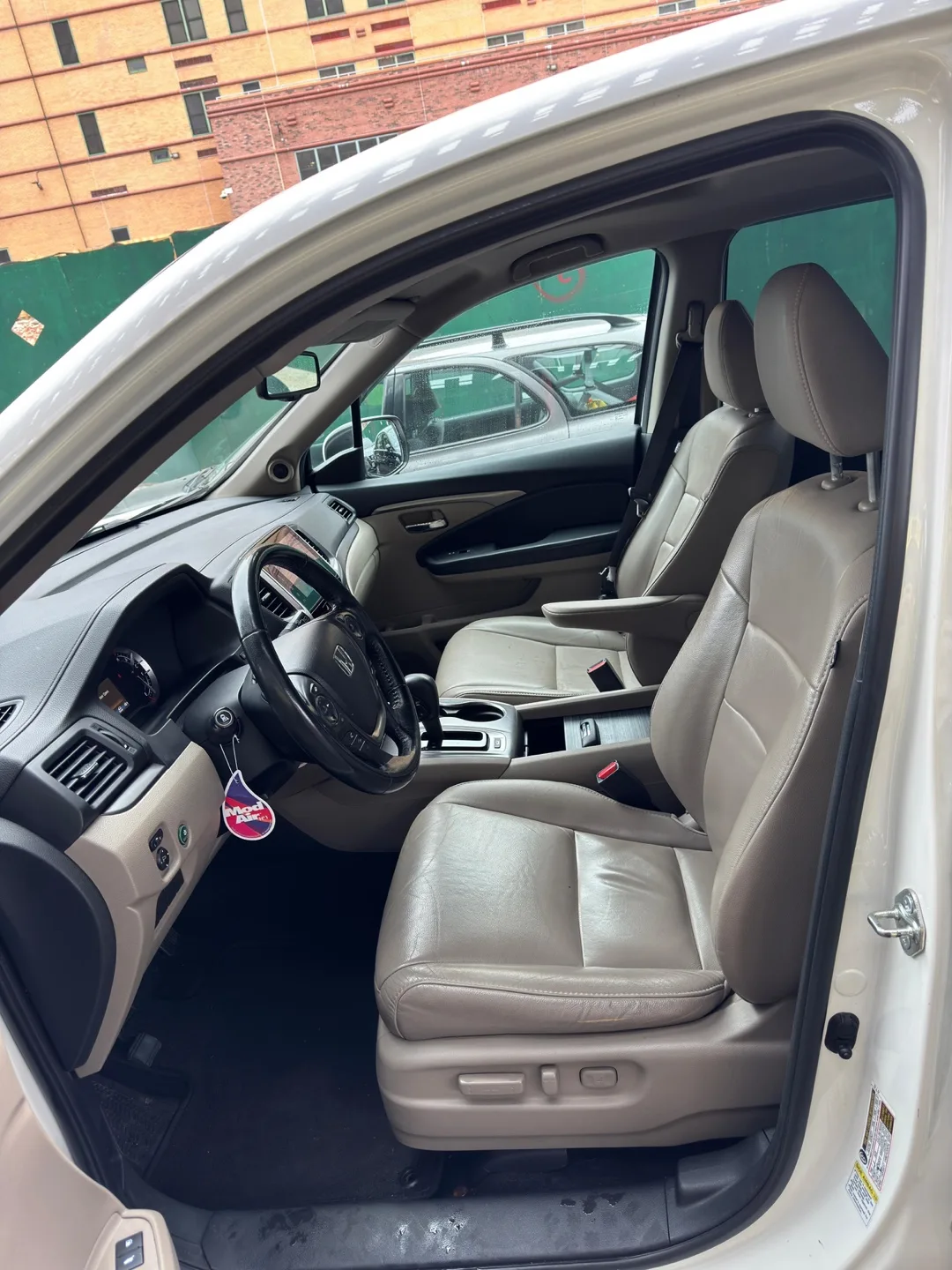 2016 Honda Pilot AWD image indicator(7)