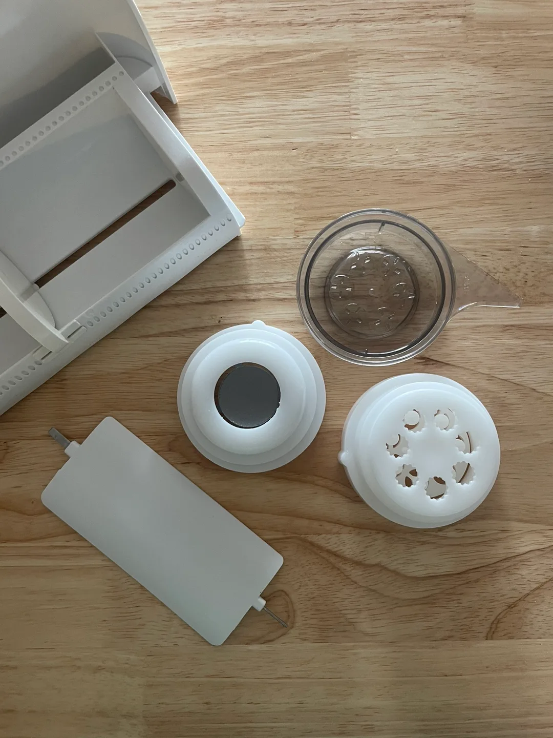 Philips Pasta Maker with Attachments image indicator(4)