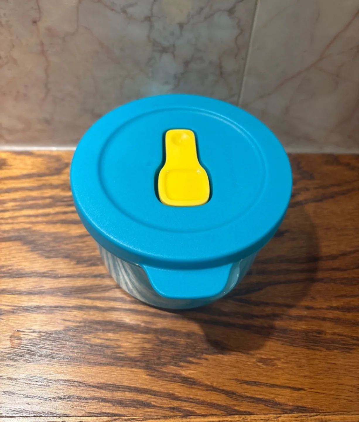 Tupperware teal blue kids cup with lid image indicator(2)