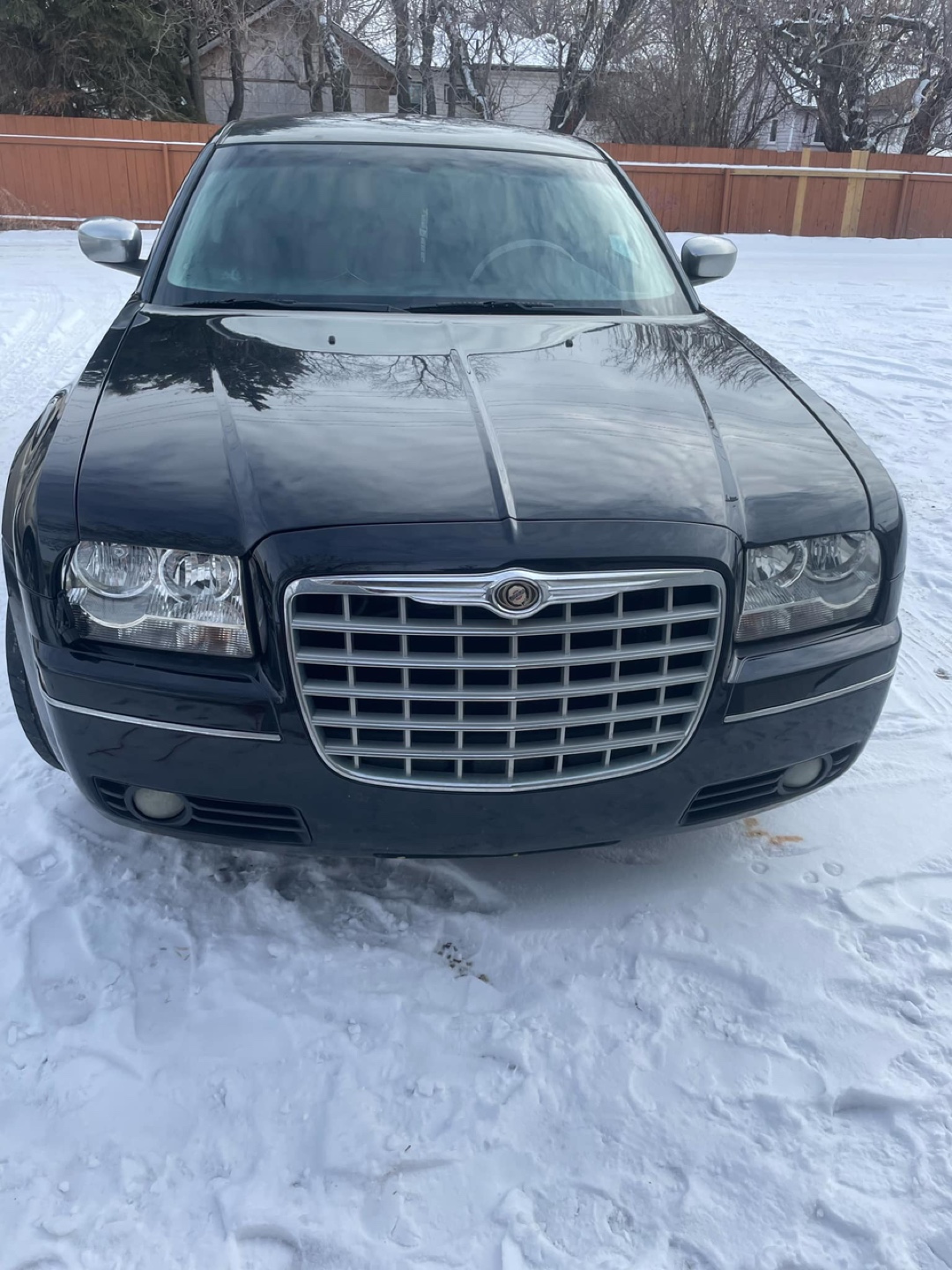 2010 Chrysler 300C - Great Condition - photo 2