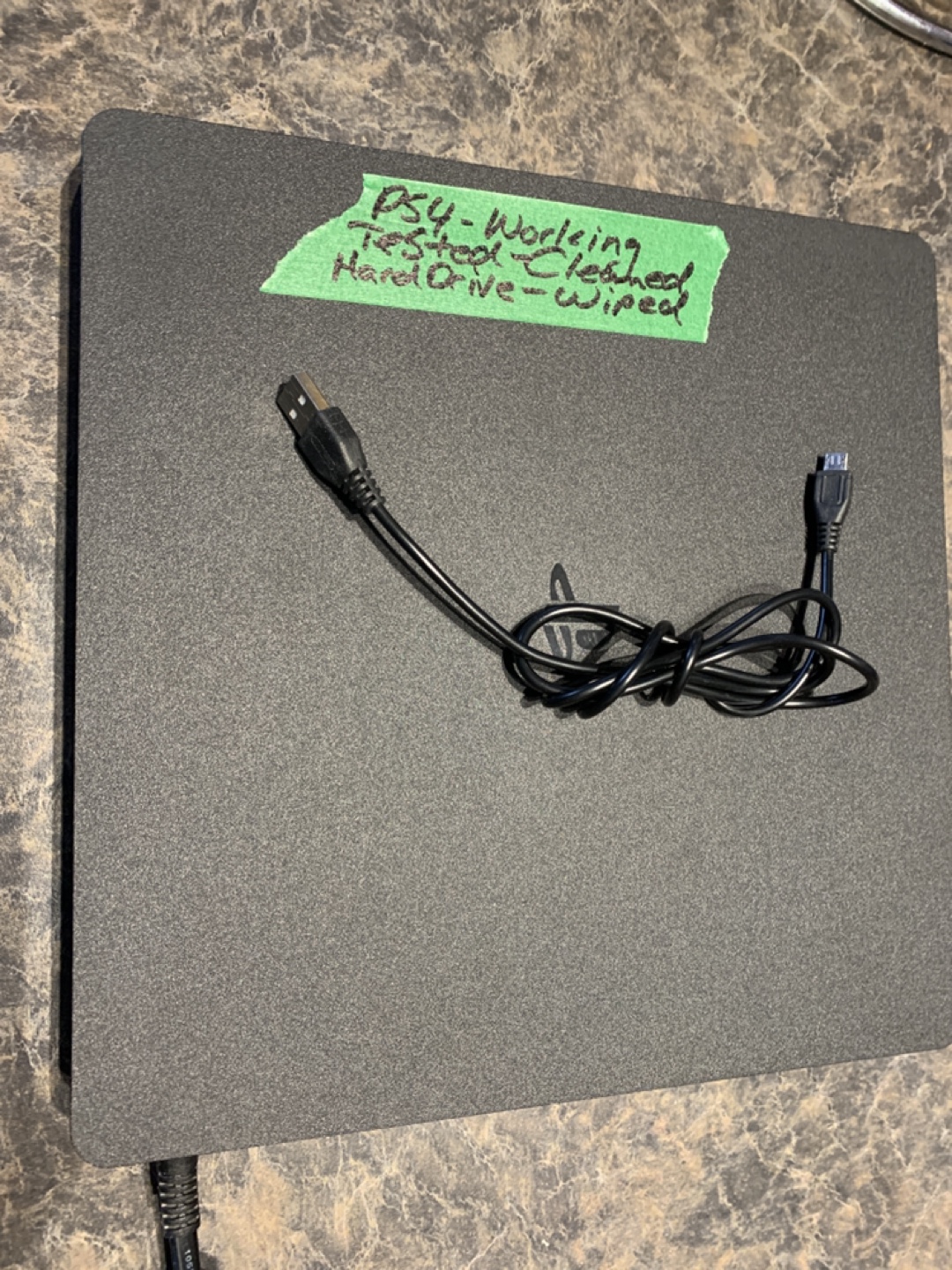 PS4 Console Bundle - Games, Controller & Cables - photo 2