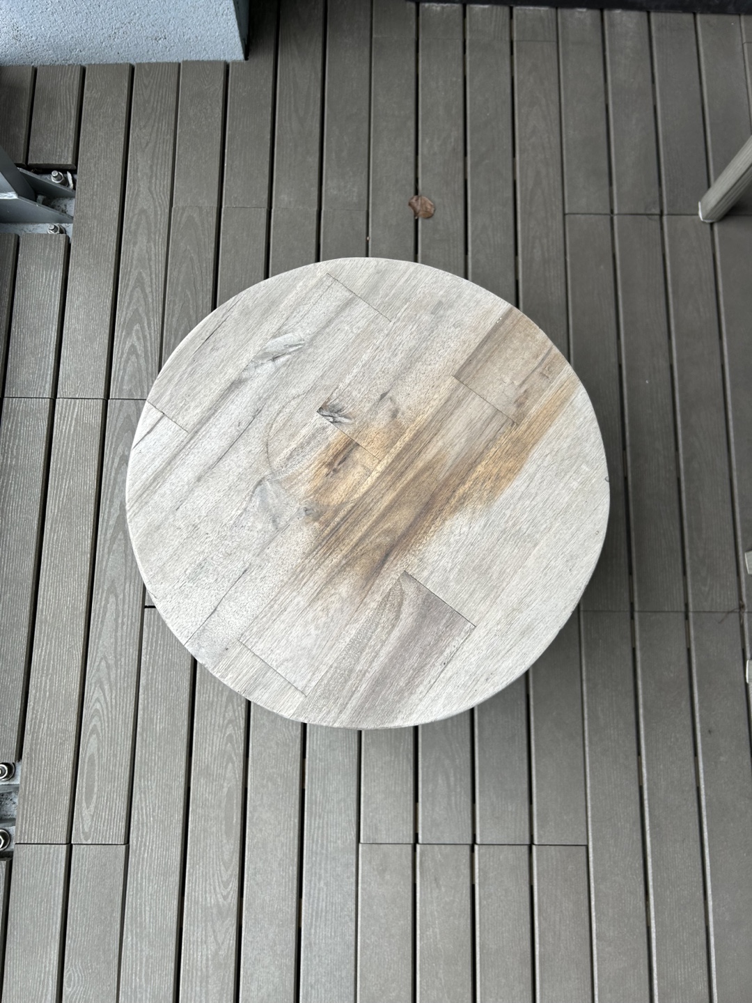 Outdoor wooden round table - photo 2