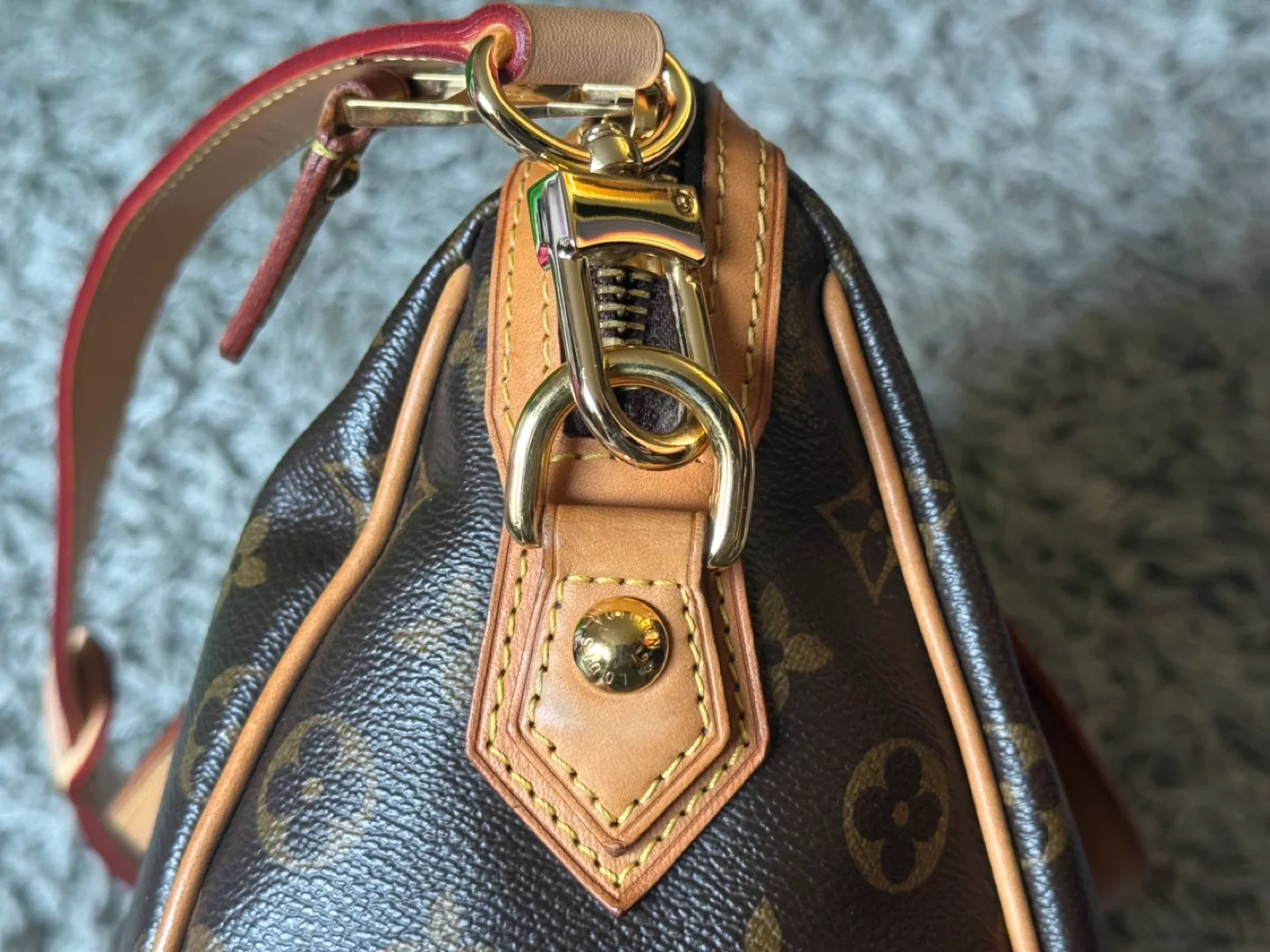 Authentic Louis Vuitton Retiro PM image indicator(6)