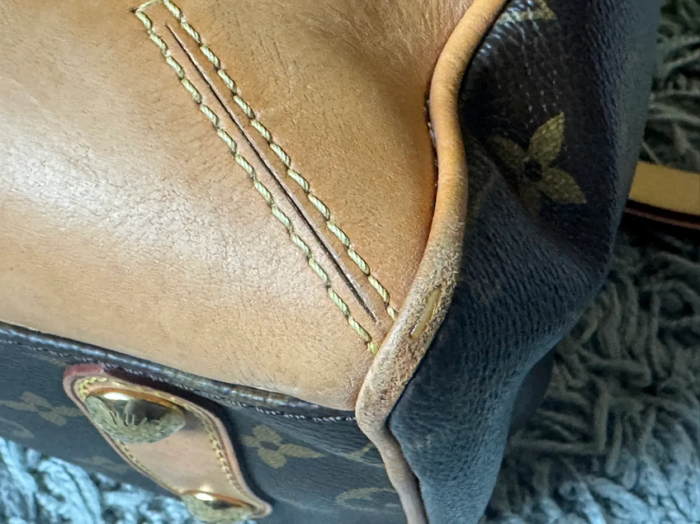 Authentic Louis Vuitton Retiro PM image indicator(5)