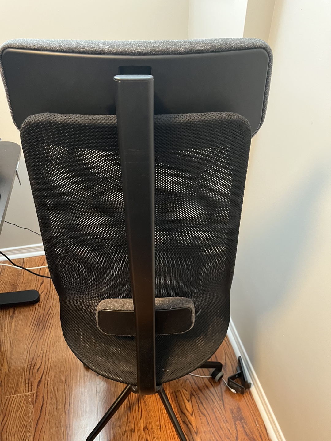 Office Chair - Mesh Back and Headrest - photo 2