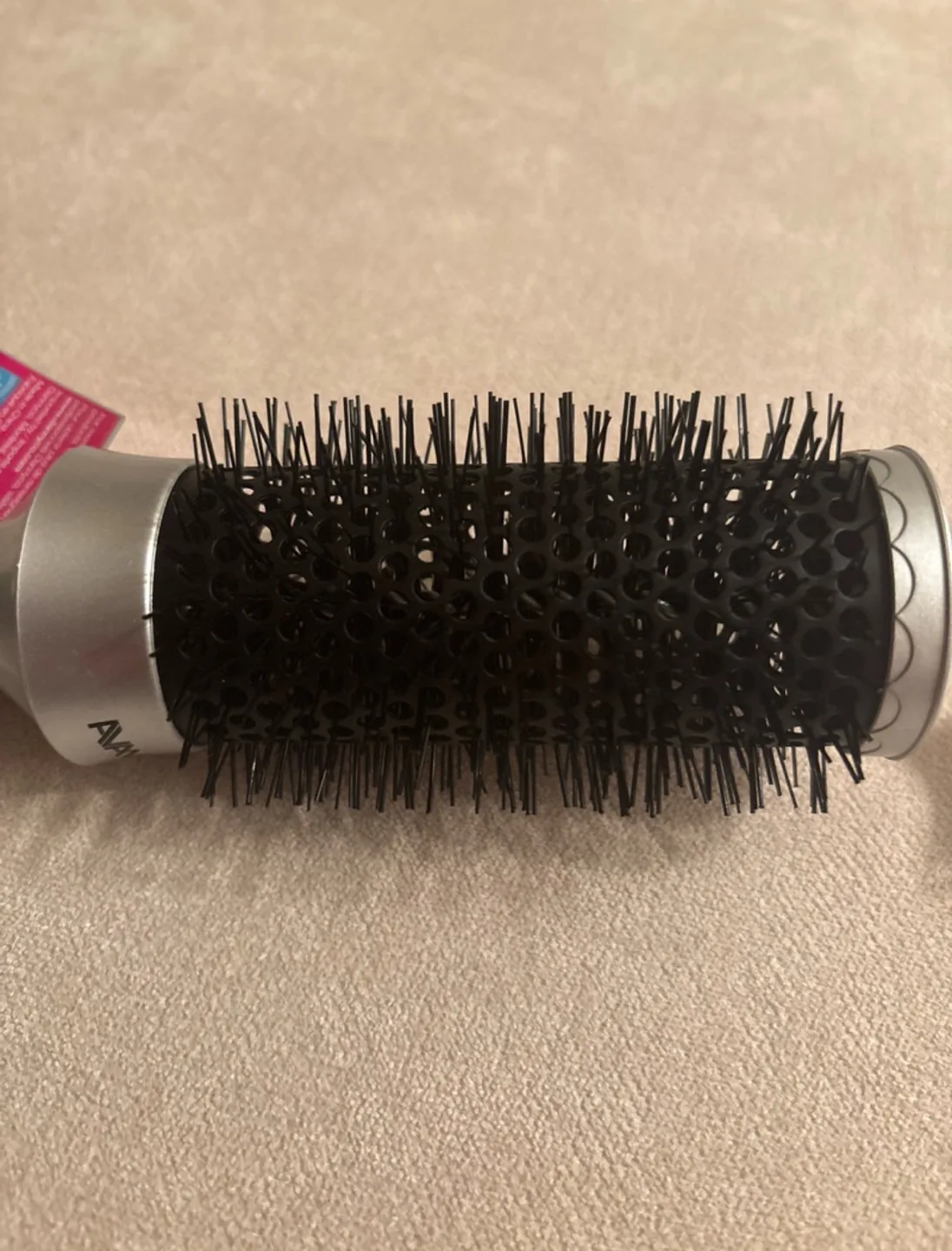 AVANT Ultra Round Hair Brush image indicator(4)