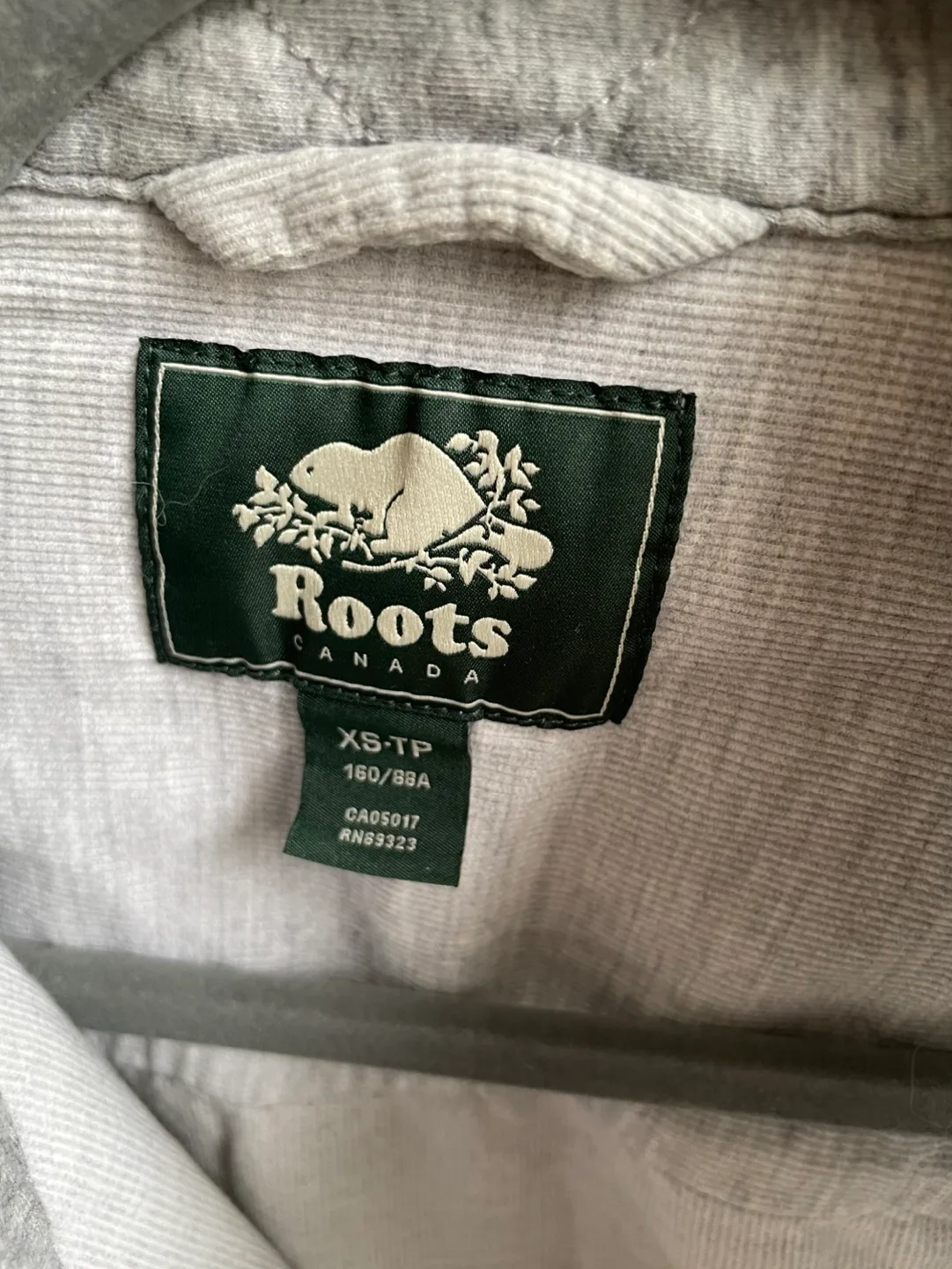 ROOTS| Light Grey Corduroy Shirt - XS image indicator(2)