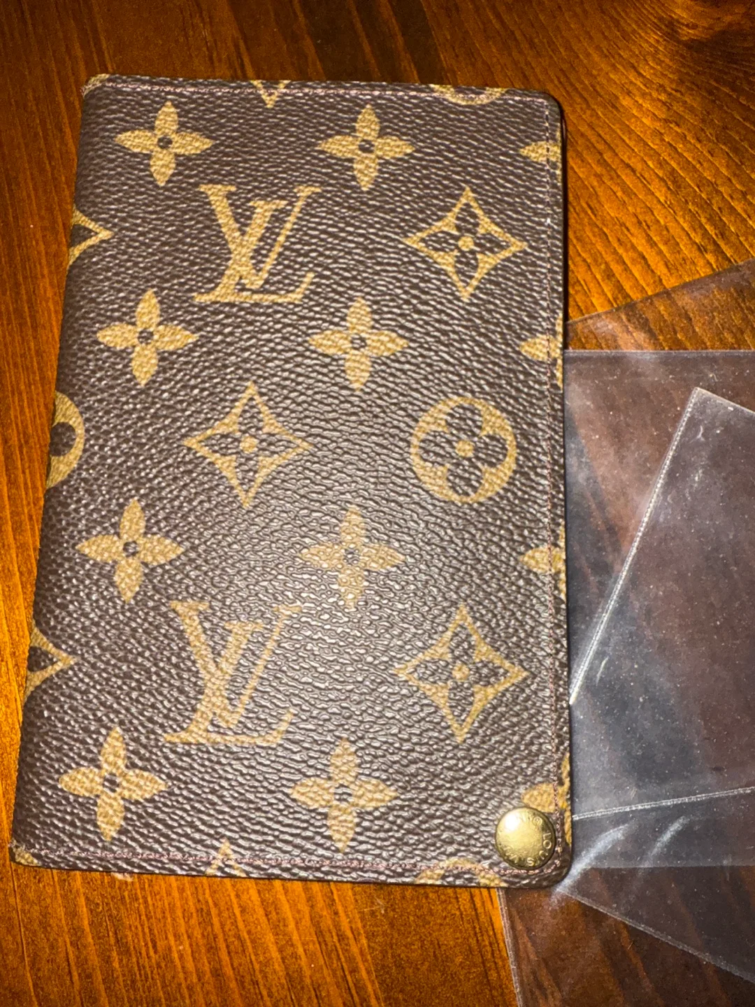 Louis Vuitton photo/passport holder image indicator(2)