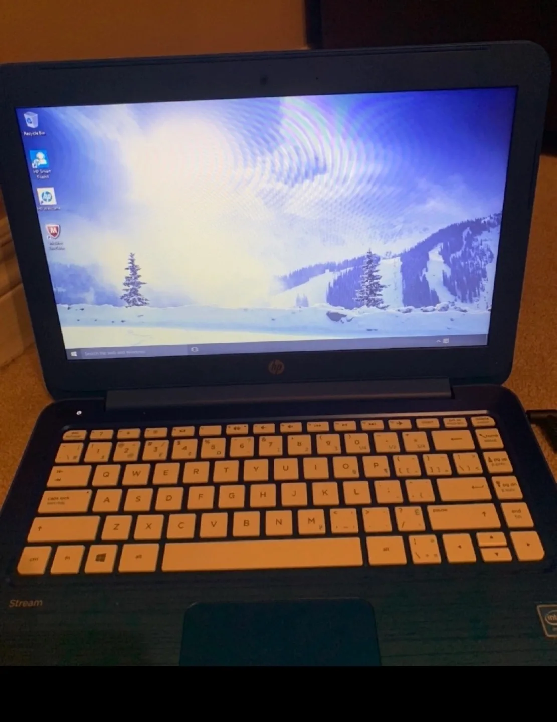 HP Stream Notebook PC 13 image indicator(4)