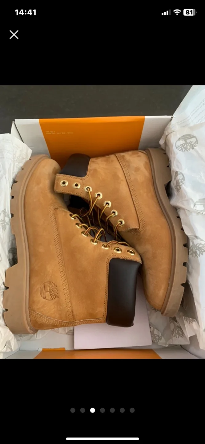 Timberland Boots - Wheat Nubuck Leather image indicator(5)