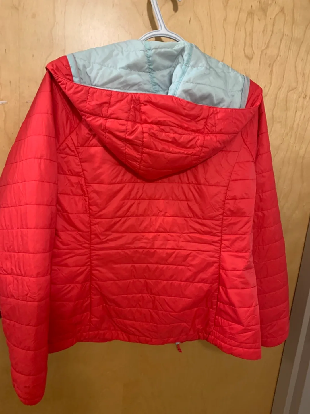 Red Columbia sport jacket image indicator(3)