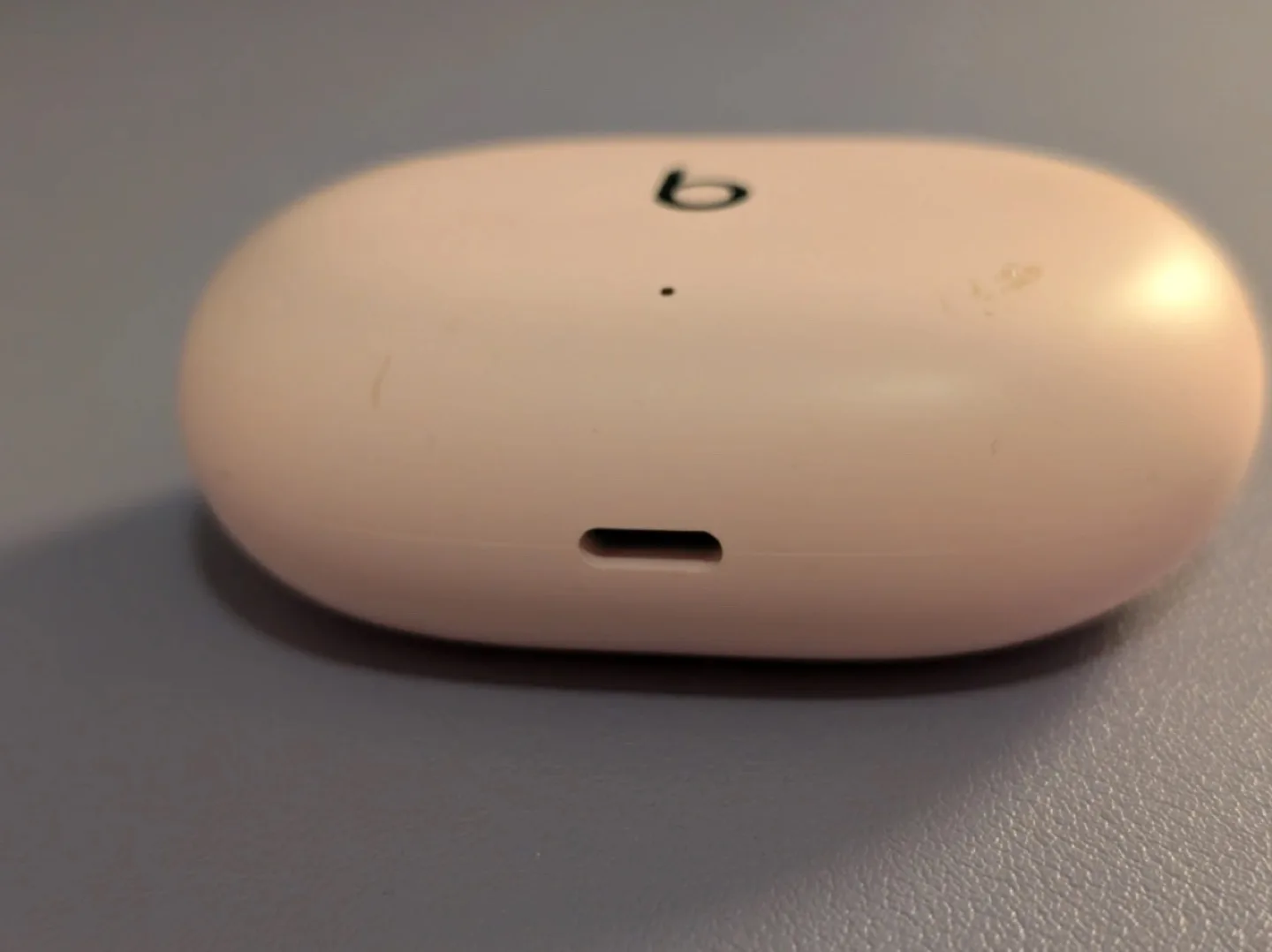 Beats Studio Earbuds - Pink image indicator(4)