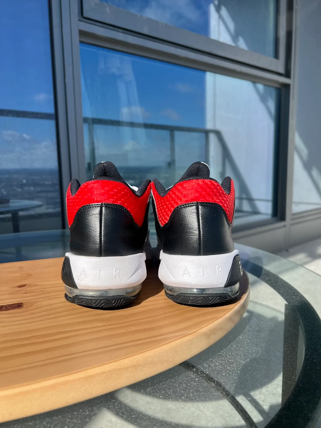 Nike Jordan Max Aura 3 White University Red Basketball Shoes image indicator(5)