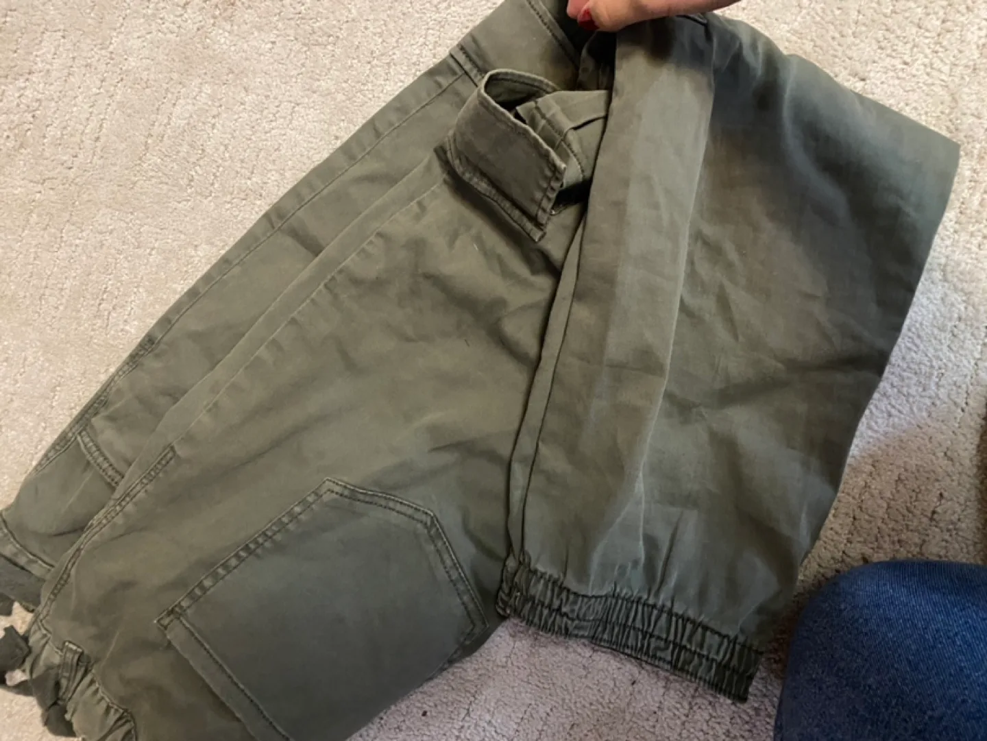 Arden Women's XL Olive Cargo Pants image indicator(4)