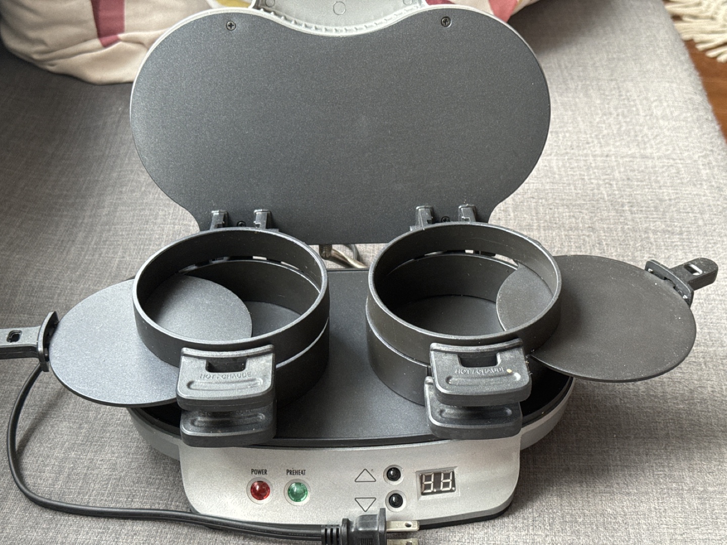 Hamilton Beach Dual Sandwich Maker - photo 3