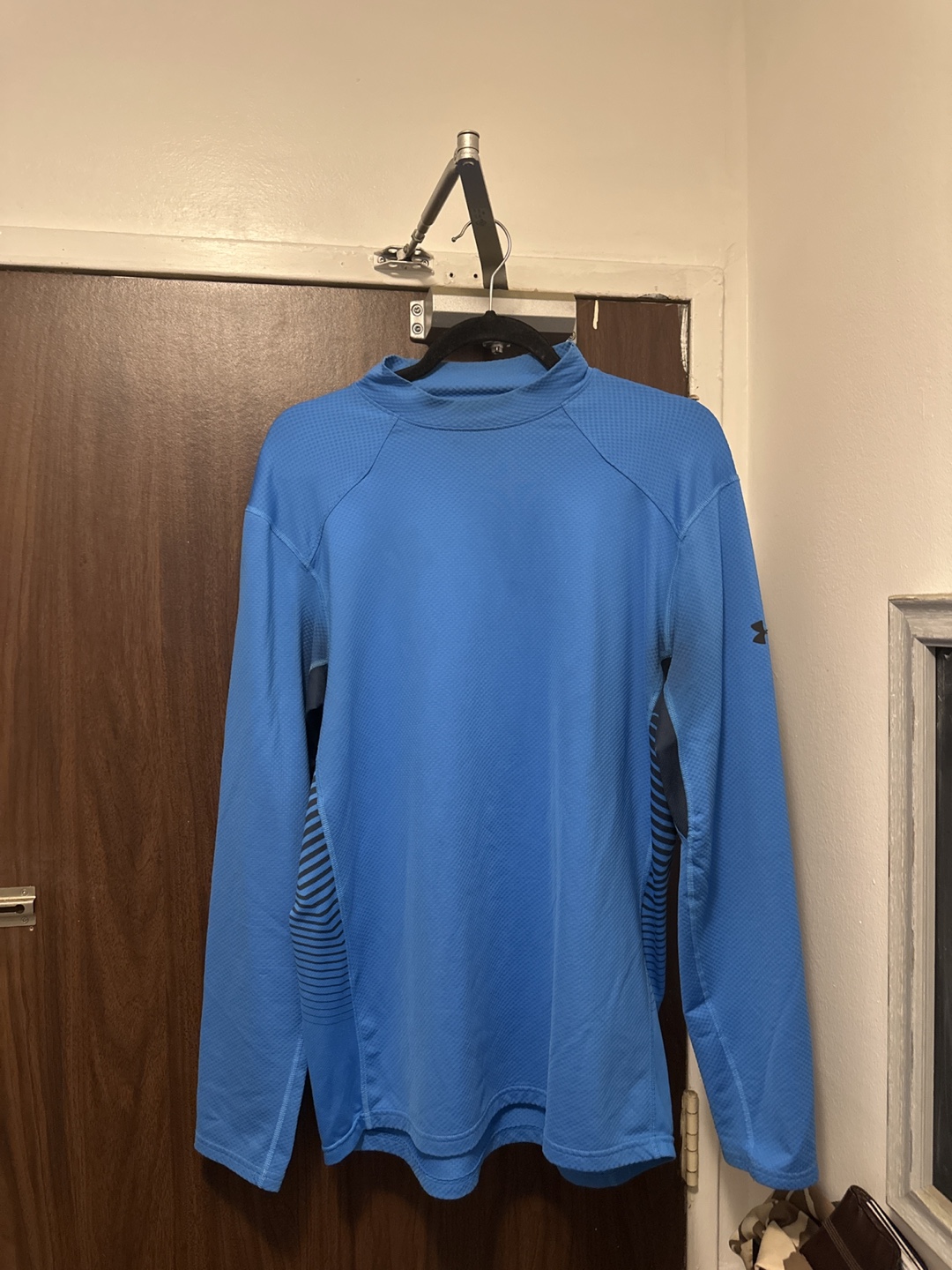 Under Armour Men's Long Sleeve Mock Neck Shirt