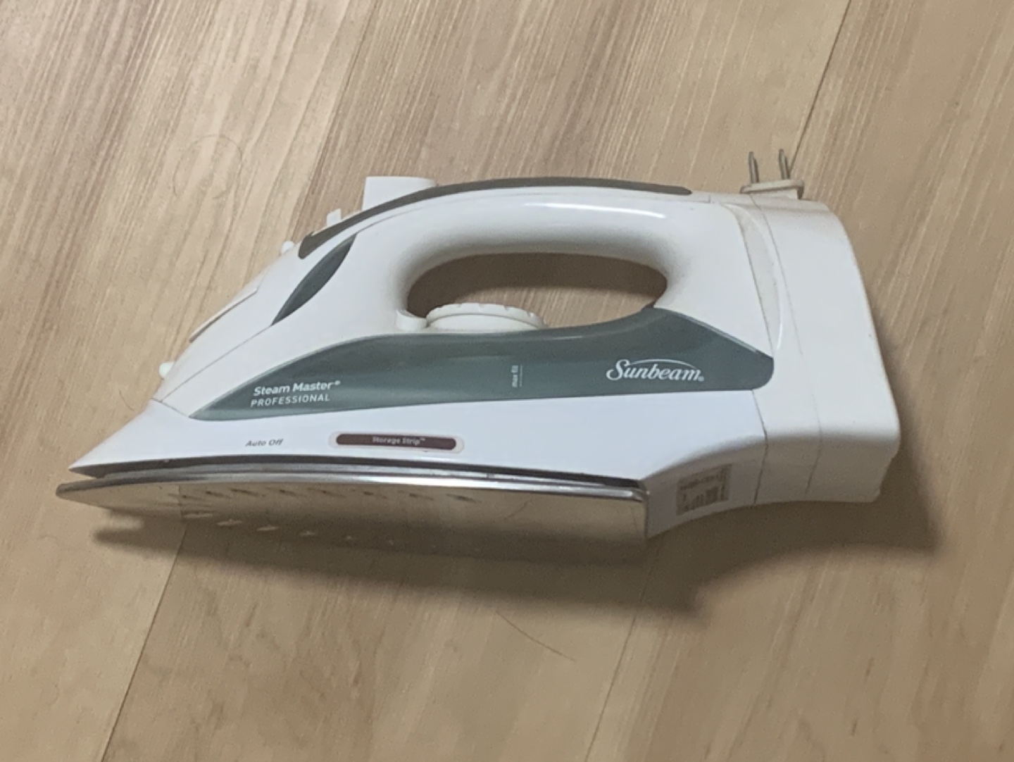 Sunbeam Steam Master Professional Iron & Ironing Board - photo 5