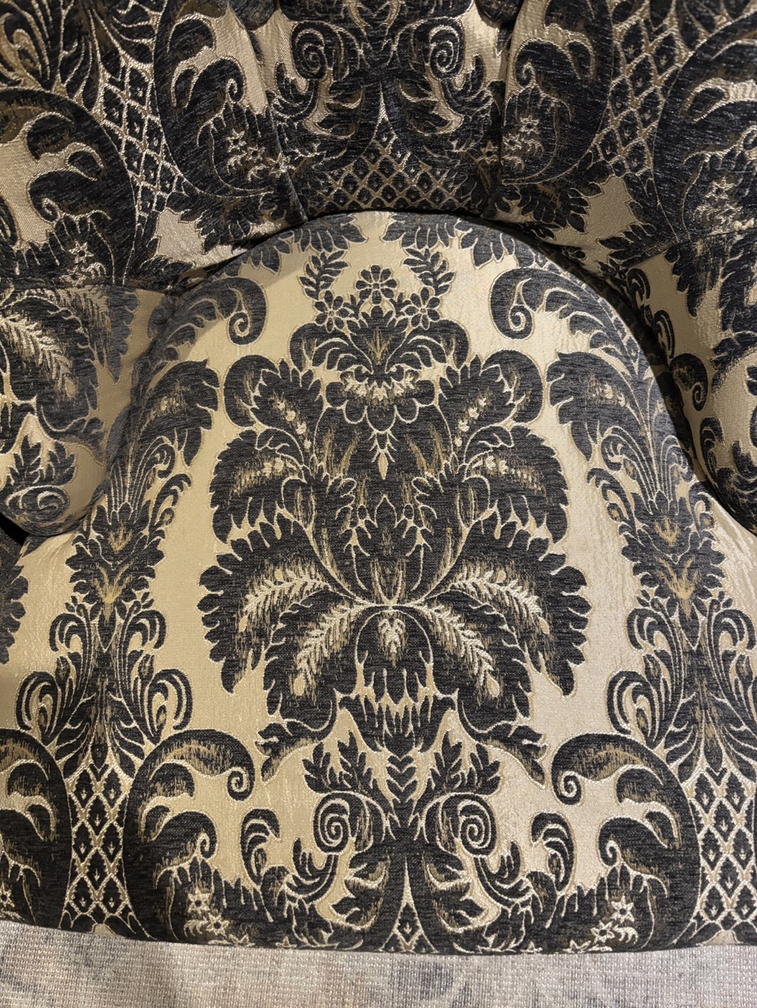 4 Elegant Dining Chairs - Blue and Cream Damask - photo 4