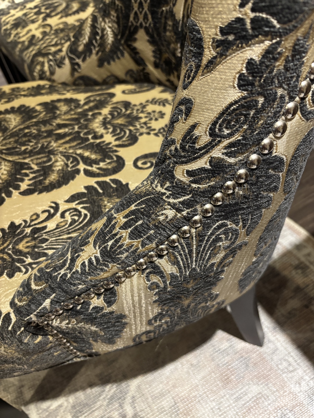 4 Elegant Dining Chairs - Blue and Cream Damask - photo 3