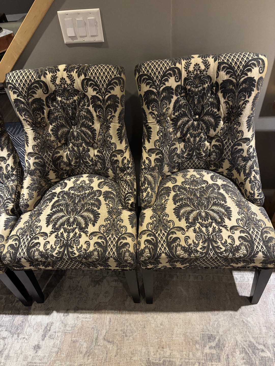 4 Elegant Dining Chairs - Blue and Cream Damask