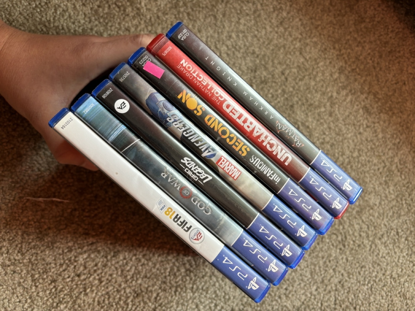 PS4 pro Console Bundle with 6 Games and 2 Controllers - photo 2