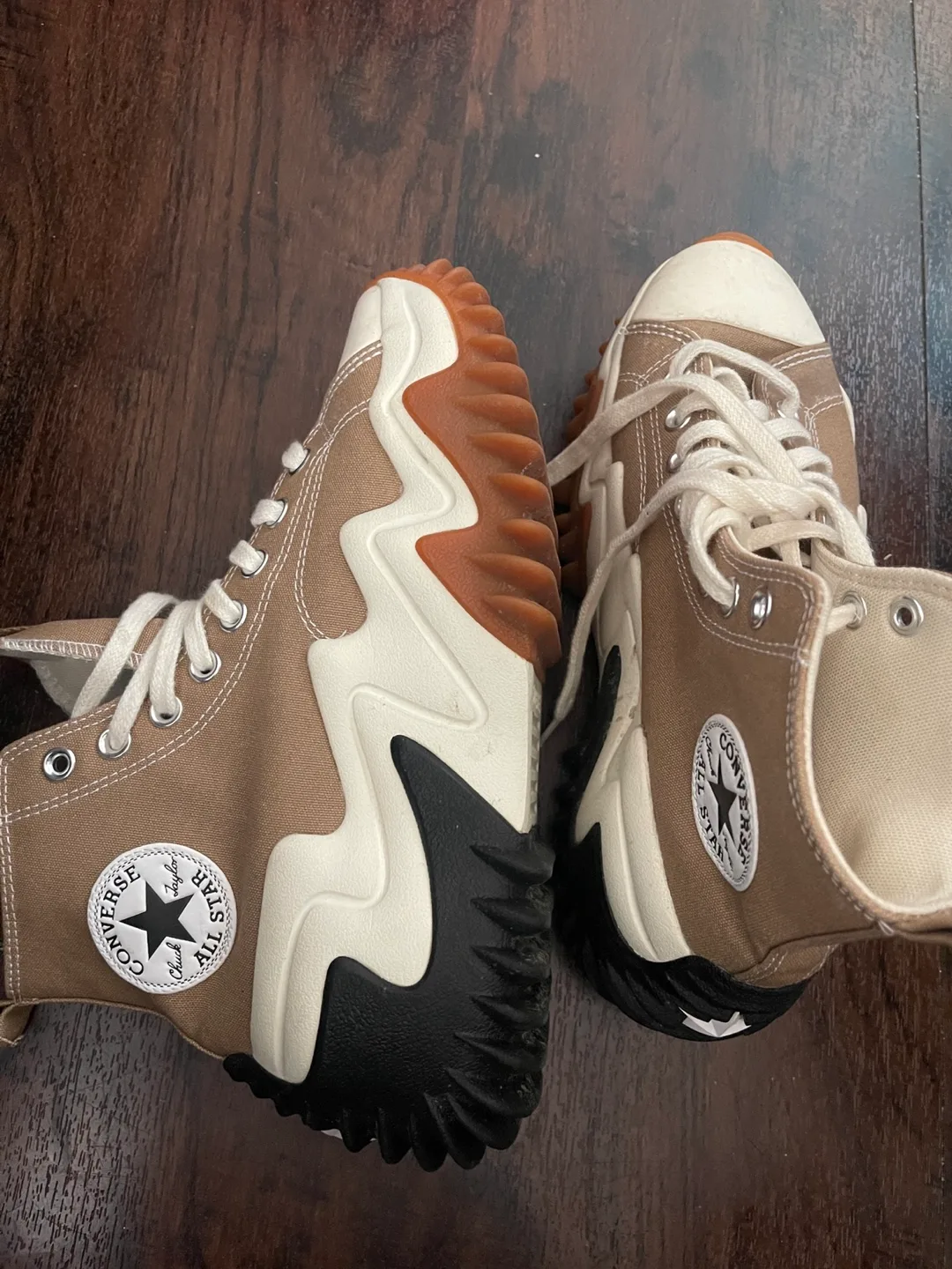 Converse Run Star Hike High Top Sneakers image indicator(2)