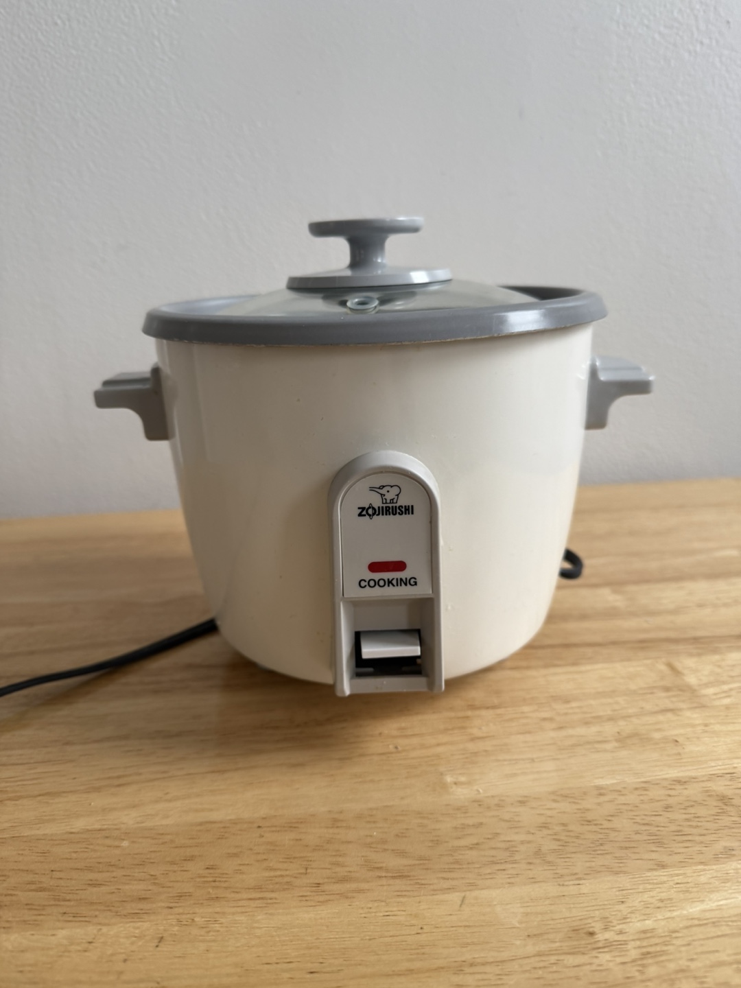 Zojirushi 3-Cup Rice Cooker - photo 2