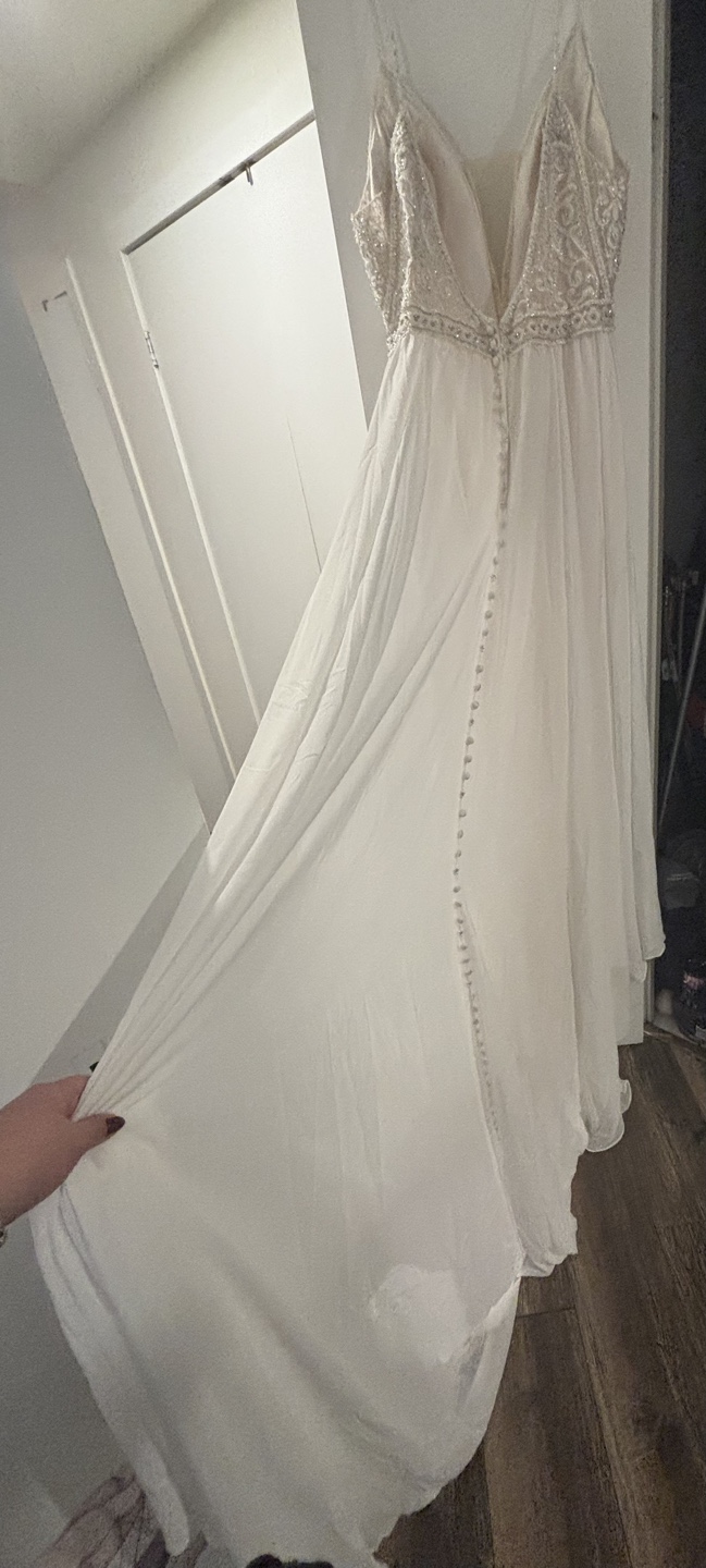 Beautiful Beaded Special Occasion Gown - photo 2