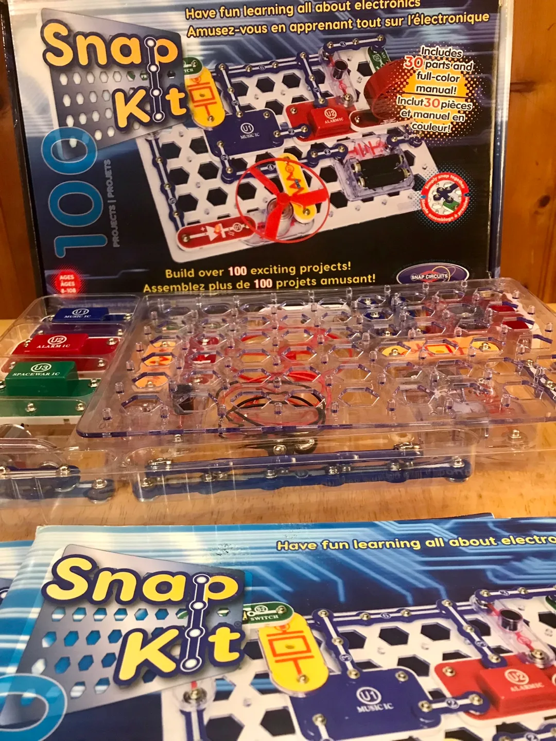 Snap Circuits SC-100 Electronics Discovery Kit image indicator(2)