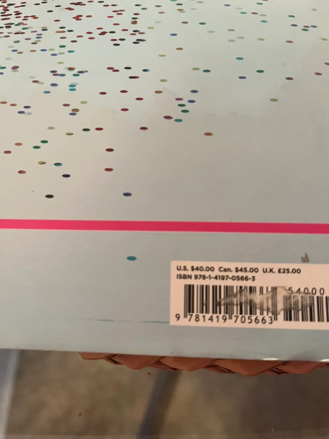 Kate Spade New York - Things We Love Hardcover Book image indicator(6)