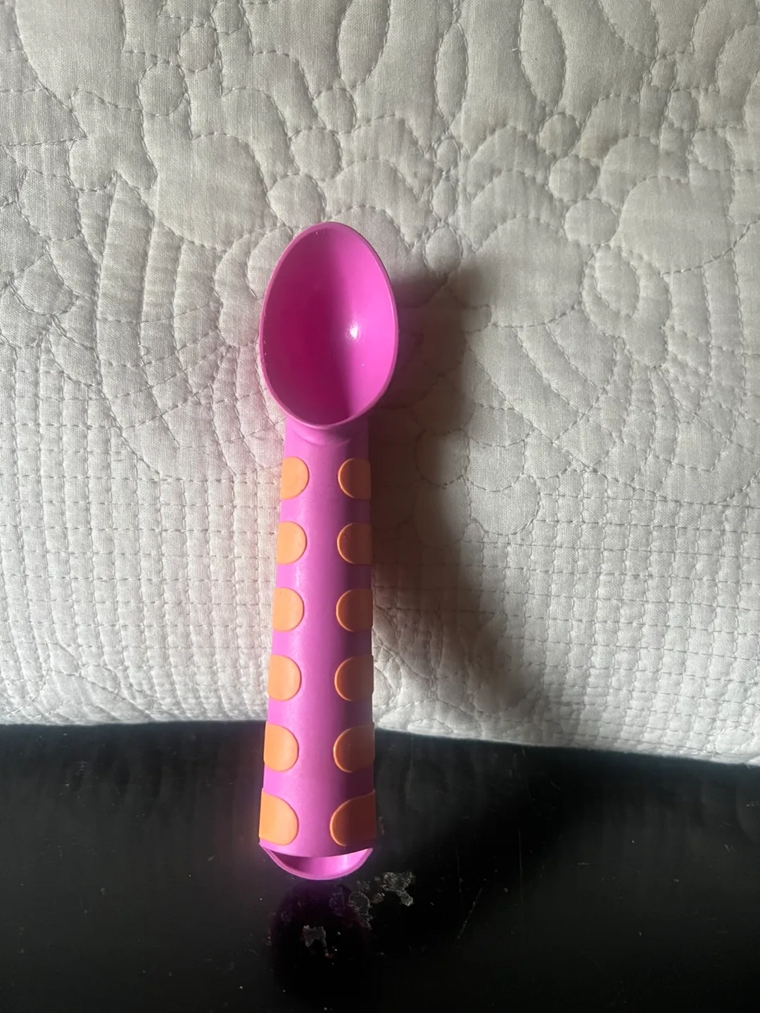 Pink and Orange Ice Cream Scoop thumbnail