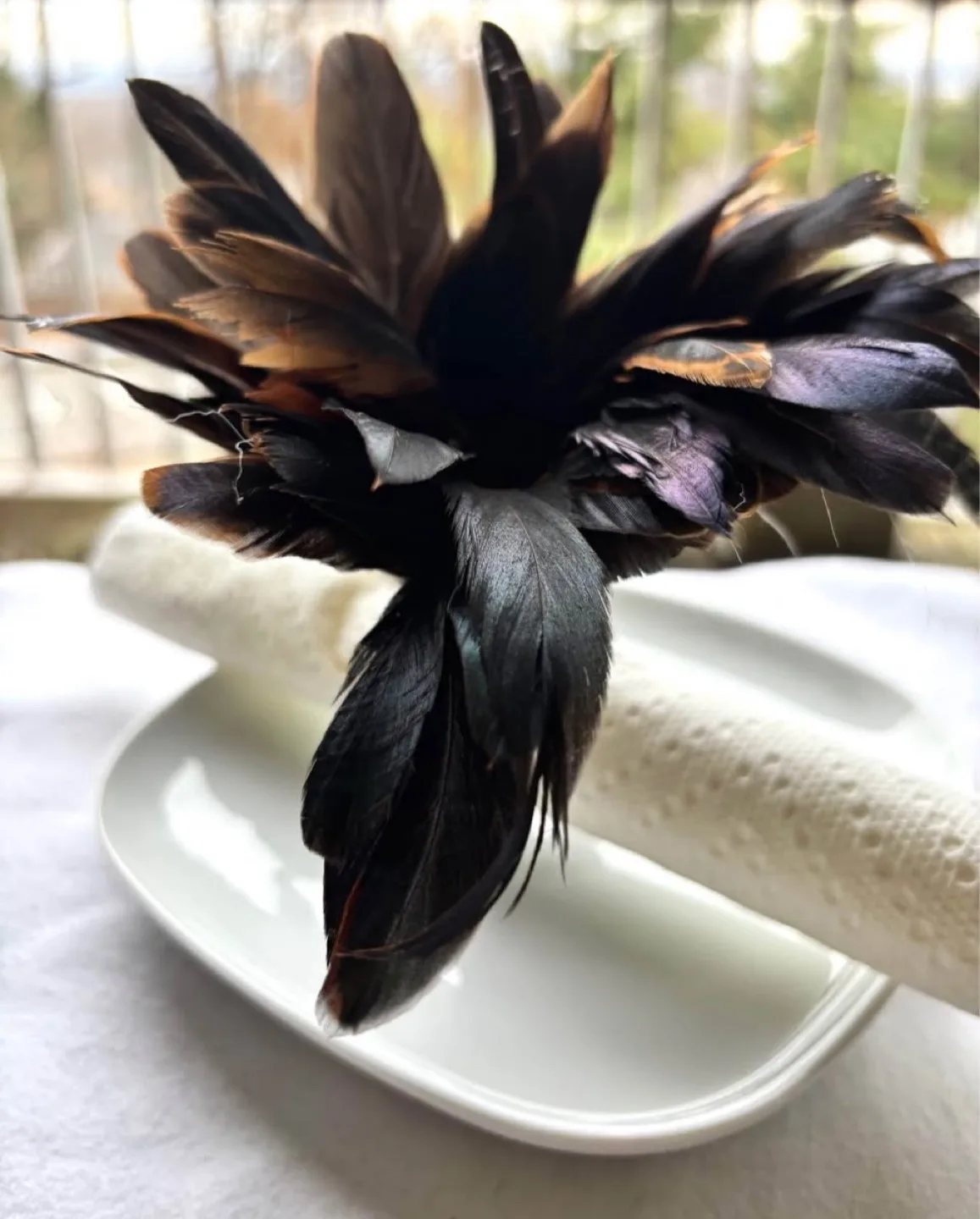 Decorative Feather Napkin Rings, Set of 4, New with Tag image indicator(4)