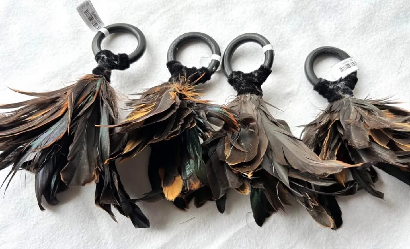 Decorative Feather Napkin Rings, Set of 4, New with Tag image indicator(9)