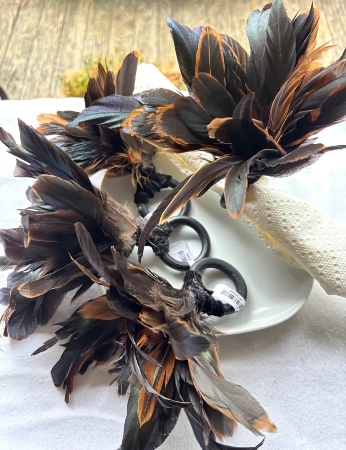 Decorative Feather Napkin Rings, Set of 4, New with Tag image indicator(7)