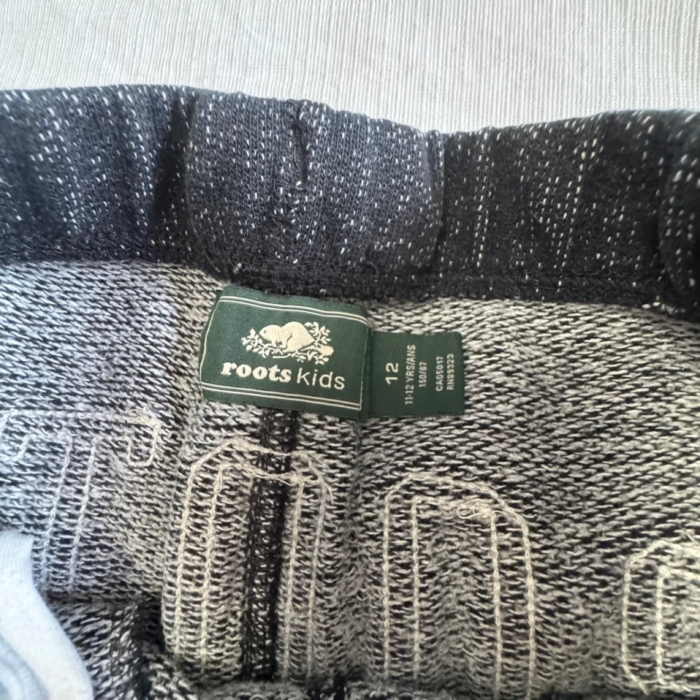 Roots Kids Size 12 Black Joggers image indicator(2)