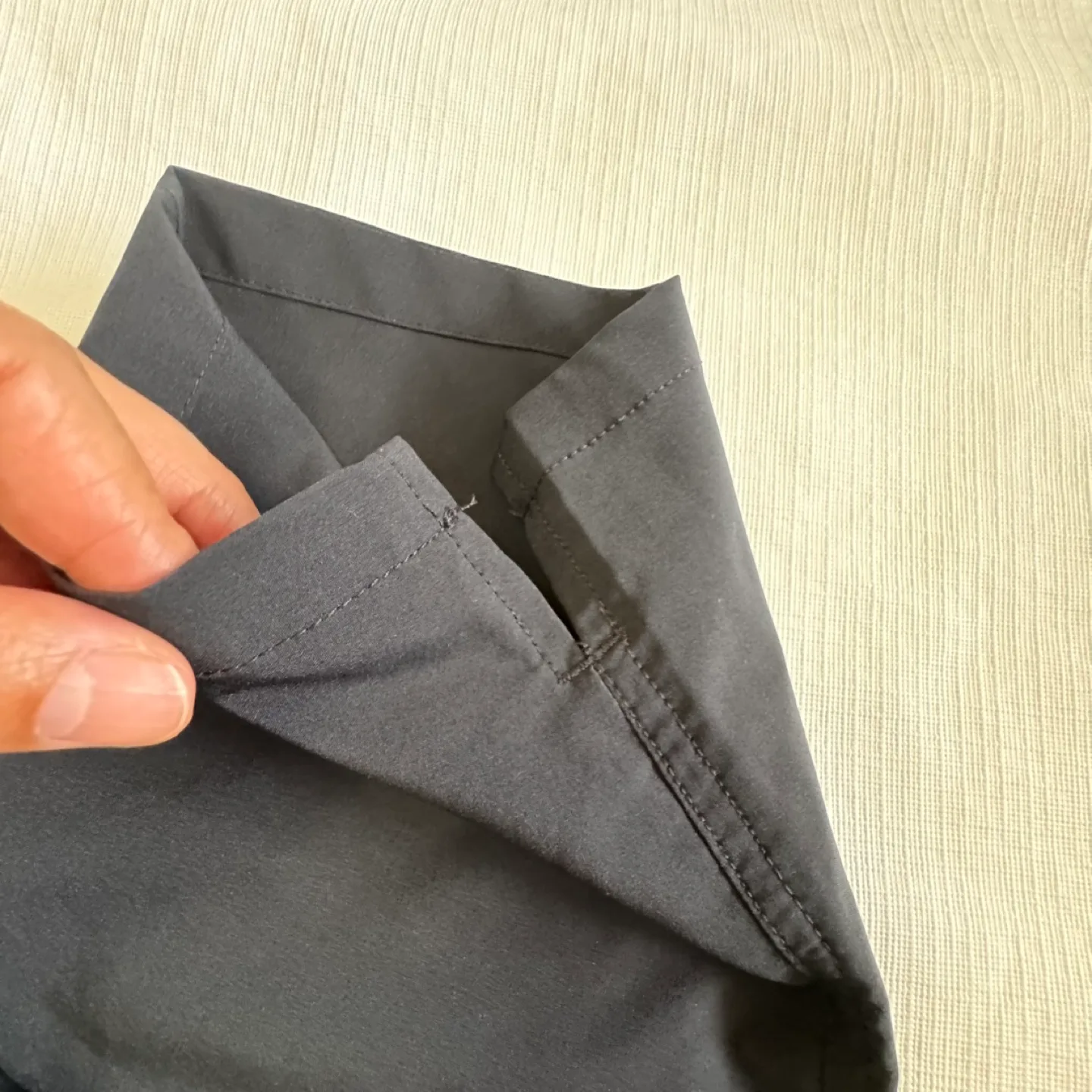 Eddi Bauer Women's Black Travel Pants image indicator(3)