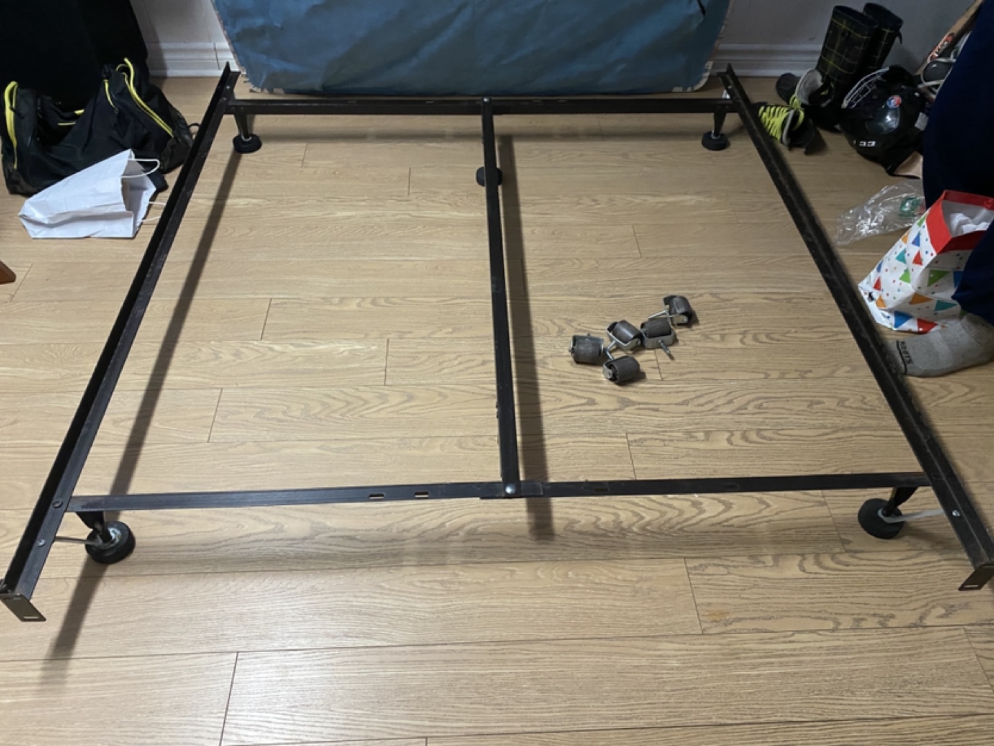 Double bed frame and box spring - photo 3