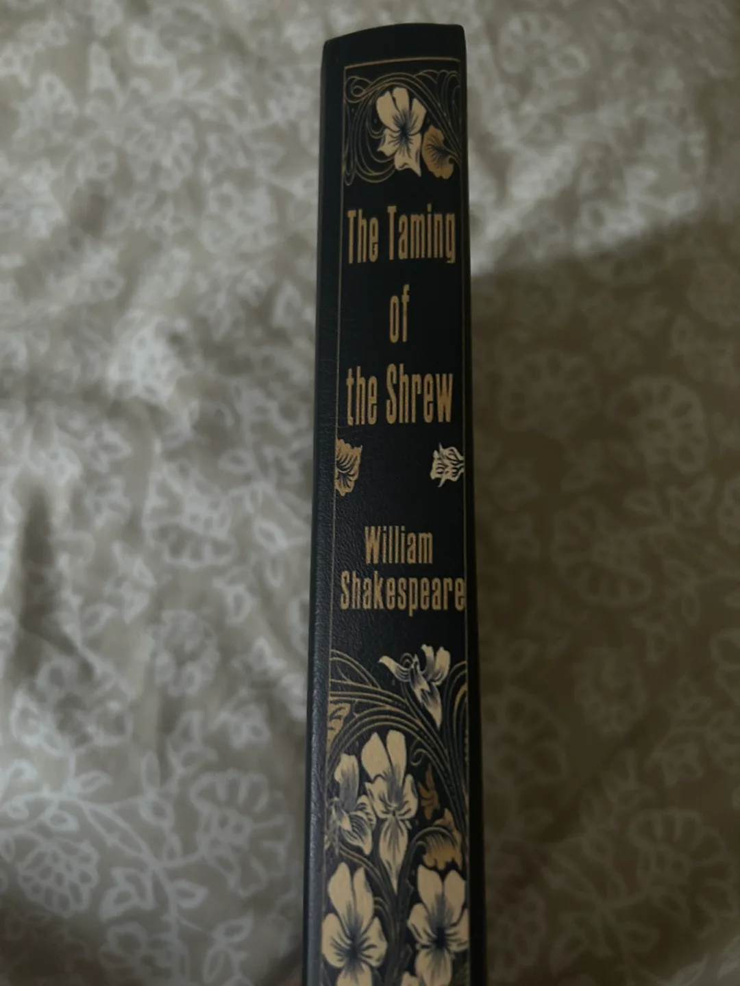 Secret book box image indicator(5)