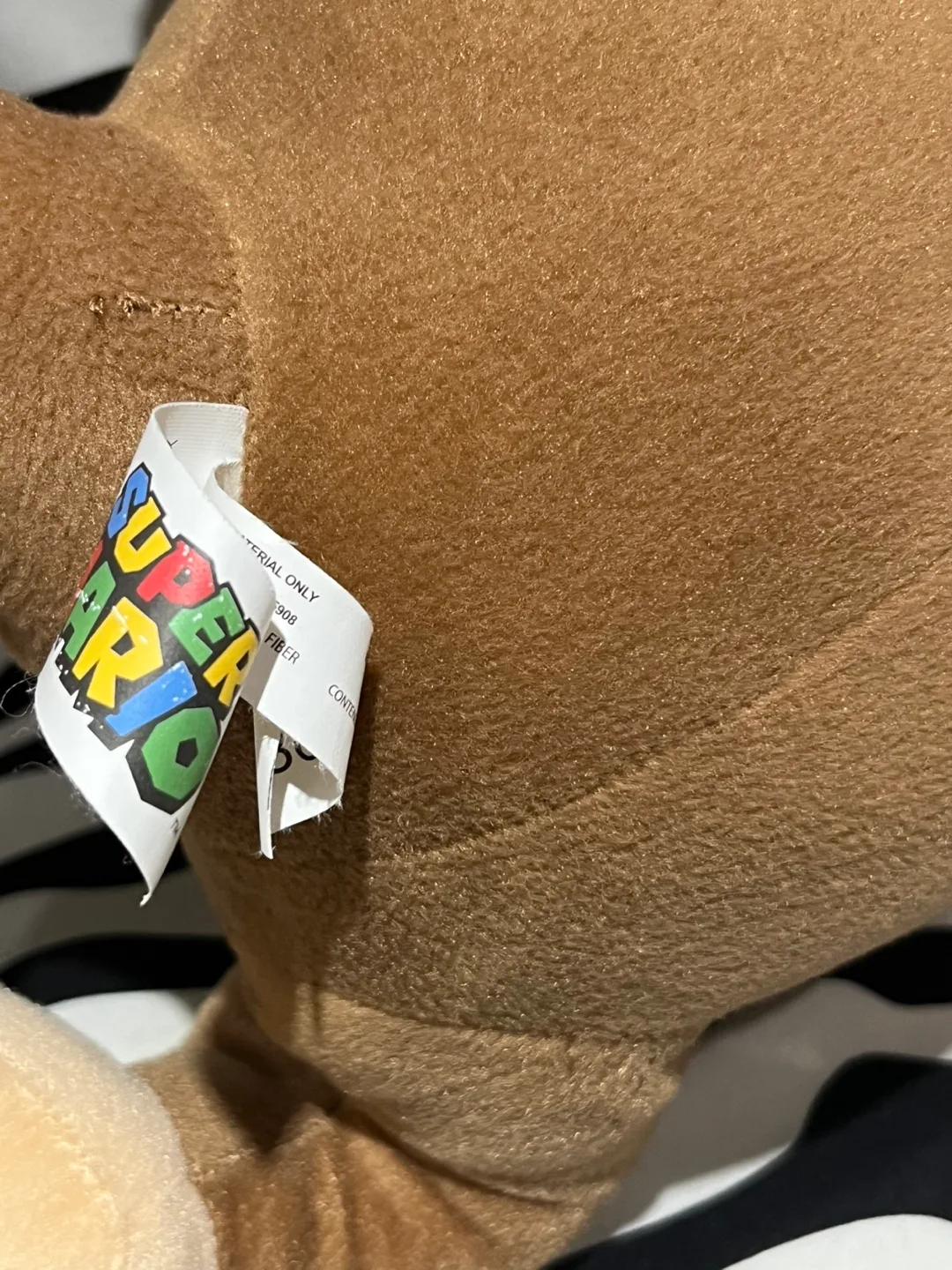 Donkey Kong Super Mario Bros Plush image indicator(4)